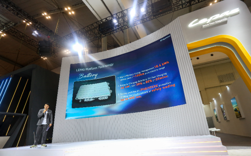 Lepas Hadirkan LEX Platform di SUV L8, Ternyata Ini Keunggulannya