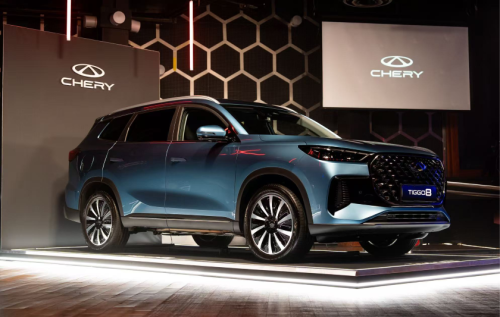 Gelar Ganda untuk Chery Tiggo 8, Sukses Gondol Car of The Year dan Hybrid Hero di Inggris