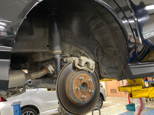 Jangan Tunggu Berdecit, Ini Rahasia Rem Mobil Tetap Pakem Selama Perjalanan Mudik