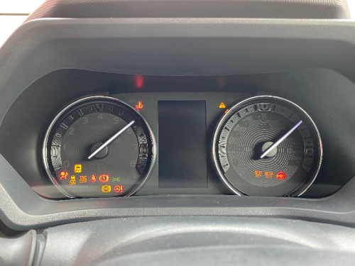 Mengenal Kompartemen Mesin Mobil, Bekal Penting Sebelum Road Trip