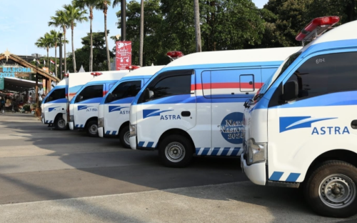 Mendukung Kesehatan Masyarakat, Astra Serahkan 35 Unit Ambulans