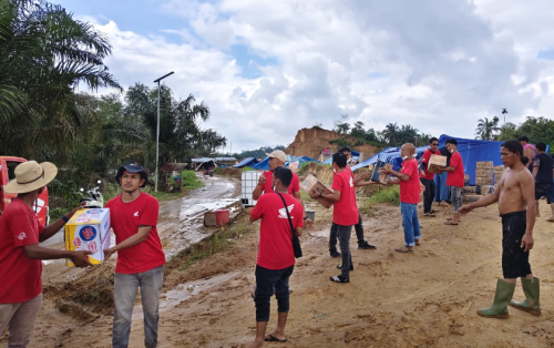 Bantu Ringankan Beban Warga Sumatera, AHM Sediakan Service Motor Gratis dan Sentra Air Bersih