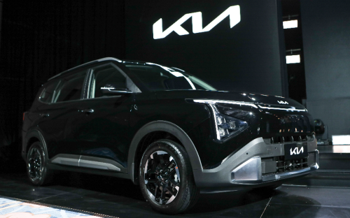 Kia, Kia Carens, Harga Masih Rahasia, Kia Hadirkan Generasi Terbaru Carens untuk Pasar Indonesia