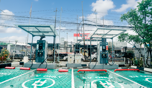 LEPAS Sapa Warga Bekasi, Buka Dealer 3S+, Tersedia Body Paint dan Ultra Fast Charging