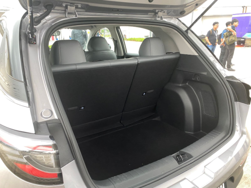 Geely, First Drive Geely EX2, Mobil Listrik RWD Ini Punya Tenaga Besar