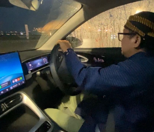 Geely, First Drive Geely EX2, Mobil Listrik RWD Ini Punya Tenaga Besar