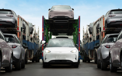 Harap Bersabar, Geely Distribusikan 1.000 Unit Geely EX2 ke Konsumen Akhir Bulan Ini