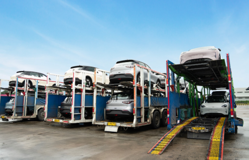 Laku Keras, Geely EX2 Dominasi Pengiriman dengan 1.100 Unit, EX5 Menyusul di Angka 500 Unit