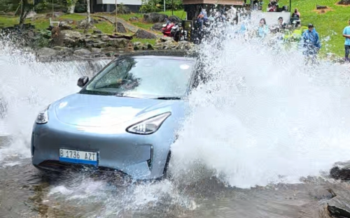 Geely, Begini Hasil Tes Geely EX2 Saat Dijajal di Kondisi Jalan Menantang