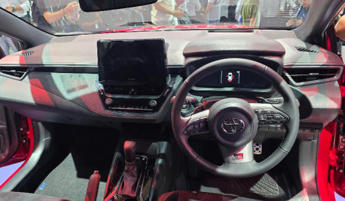Toyota, Toyota Corolla, Toyota GR Corolla, Toyota Luncurkan New GR Corolla di IIMS 2026, Ini Harga Resmi dan Spesifikasinya