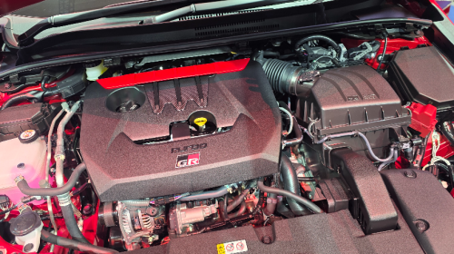 Toyota, Toyota Corolla, Toyota GR Corolla, Toyota Luncurkan New GR Corolla di IIMS 2026, Ini Harga Resmi dan Spesifikasinya