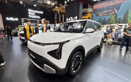 All New Kia Carens Punya Interior Mewah dan Fitur Melimpah, Apakah Sebanding Harganya?