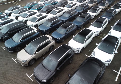 Sambut Tahun Baru Imlek 2026, Beli AION UT di IIMS 2026 Harga Mulai Rp 280 Juta