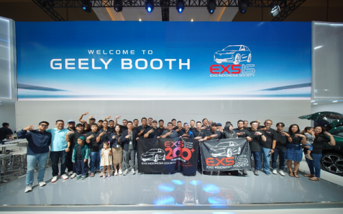 Geely, Komunitas EX5IS Kunjungi Booth Geely di IIMS 2026, Hadirkan Pengalaman Berkendara Lebih Personal