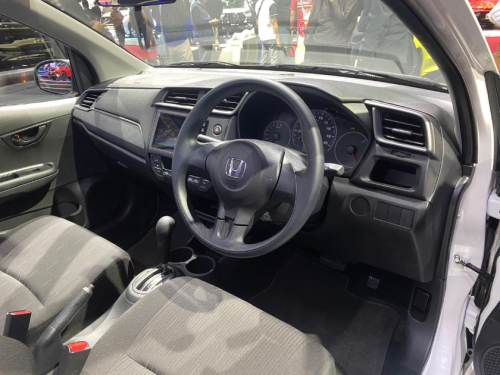 Dijamin Kaki Nggak Pegal, Honda Brio Satya Harga Dibawah Rp 200 Juta