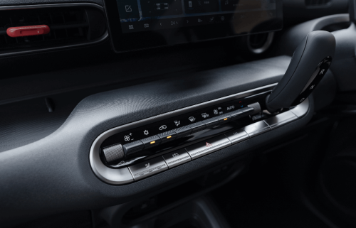 Cocok Buat Mahmud Antar Anak Sekolah, Intip Interior BYD Racco EV Berdesain Romantis