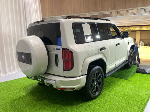 Mengenal Lebih Dekat Denza B5 PHEV, SUV Mewah Estimasi Harga Rp1,2 Miliar