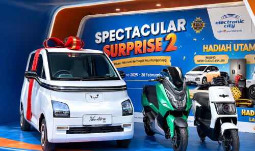 Berkah Ramadan, Wuling dan Electronic City Resmi Serahkan Grand Prize Spectacular Surprise 2