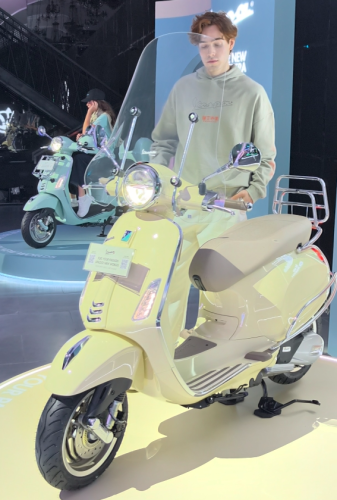 Vespa Primavera dan Sprint Kini Lebih Bertenaga Pakai Mesin 180 cc i-Get, Harga Mulai Rp 55 Jutaan