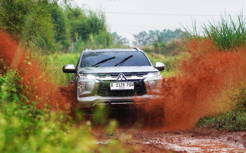 Bedah Keunggulan Sasis Ladder Frame Mitsubishi Pajero Sport, Kenapa Begitu Disukai?
