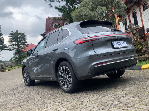 Geely, DriVacation 2026: Sapa Kerabat di Kampung Halaman Dengan Geely Starray EM-i