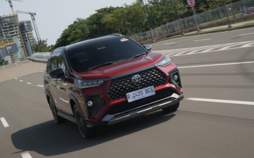 Toyota, Segini Konsumsi BBM Toyota Veloz Hybrid Luar Kota Vs Dalam Kota