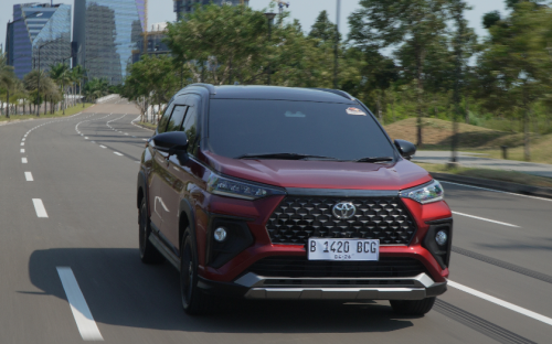 Bongkar Rahasia Baterai Toyota Veloz Hybrid, Pantas Konsumsi BBM-nya Bikin Kaget!