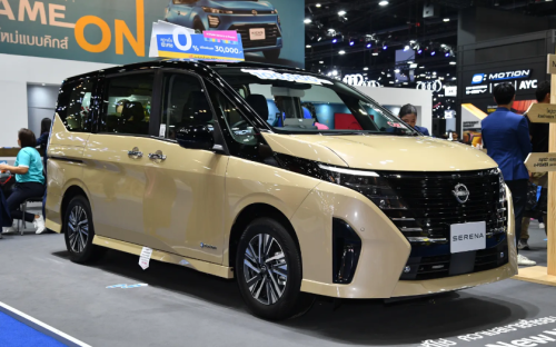 Nissan, Nissan Serena, Serasa Mobil Sultan, Nissan Serena C28 e-Power Diguyur Warna Beige Cashmere Gold
