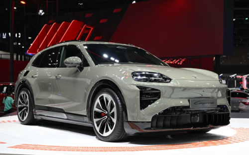 Porsche Cayenne, Porsche Cayenne Electric Resmi Debut di Thailand, Bejek 0-100 Km/Jam Hanya 2,5 Detik!
