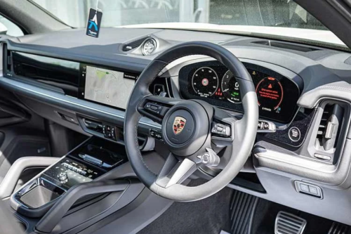 Porsche Cayenne Electric Resmi Debut di Thailand, Bejek 0-100 Km/Jam Hanya 2,5 Detik!