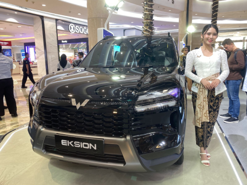 Wuling, Harga Wuling Eksion EV dan PHEV Resmi Rilis, Khusus 2.000 Pembeli Pertama Ditawarkan Mulai Rp 389 juta