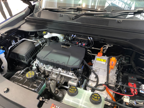 Bedah Lebih Detail Spesifikasi Wuling Eksion EV dan Plug-in Hybrid, Ini Bedanya