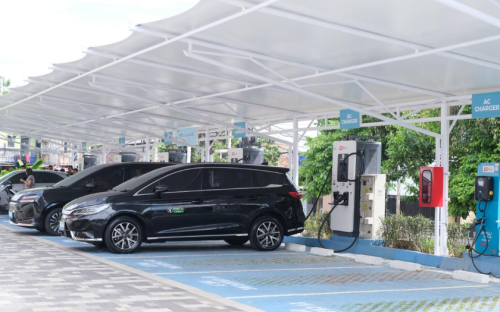 PLN Hadirkan SPKLU Terlengkap di Sakura Garden City, Ada Ultra Fast Charging 200 kW
