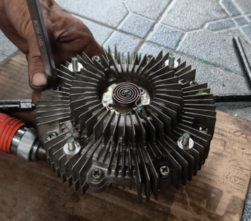 Ciri-Ciri Kipas Pendingin Mesin Jenis Visco Fan Innova Reborn Mulai Bermasalah