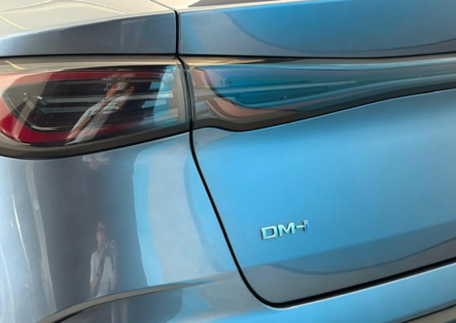 BYD, BYD Seal, Halo, BYD Seal 6 DM-i Muncul di Jakarta, Unggulkan Performa dan Efisiensi BBM