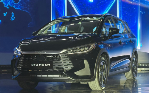 Super Irit, PHEV Terbaru BYD M6 DM, Konsumsi Bensin Tembus 65 Km/Liter