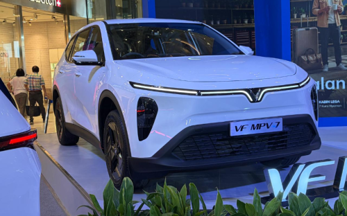 VinFast VF MPV 7 Resmi Dirakit di Subang, TKDN 40%, Harga Mulai Rp 345 Juta