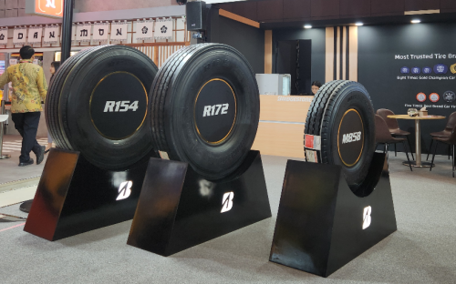 Di IIMS Surabaya 2026, Bridgestone Jagokan Ban Turanza 6 dan M858