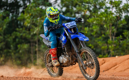 Yamaha Enduro Challenge, Aksi Seru Kelas WR155R Pro dan YZ Series di Night Race Patih Gumantar