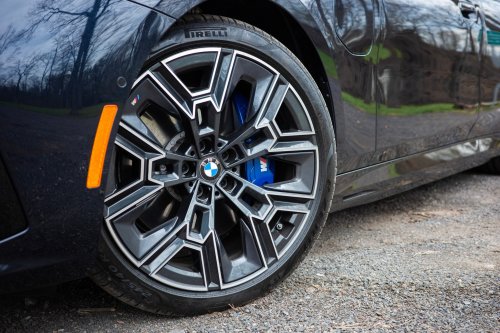 2026 BMW 550e xDrive Review: A Plug-In Marvel in Need of Common Sense