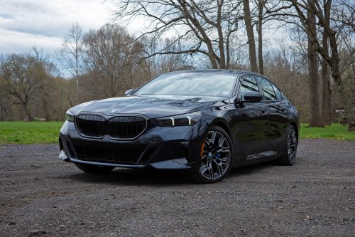 BMW, 2026 BMW 550e xDrive Review: A Plug-In Marvel in Need of Common Sense