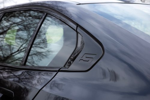2026 BMW 550e xDrive Review: A Plug-In Marvel in Need of Common Sense