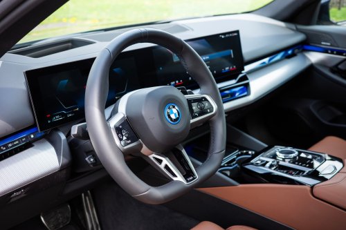 2026 BMW 550e xDrive Review: A Plug-In Marvel in Need of Common Sense