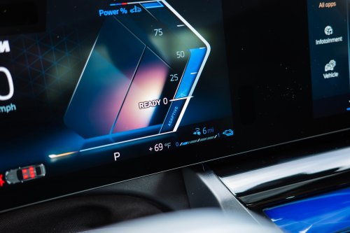 2026 BMW 550e xDrive Review: A Plug-In Marvel in Need of Common Sense
