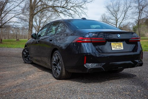 2026 BMW 550e xDrive Review: A Plug-In Marvel in Need of Common Sense