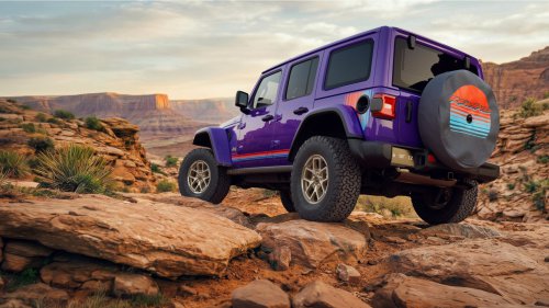 Jeep’s Rad New ‘Rewind’ Package Turns the Clock Back to 1990