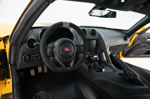 This 44-Mile Dodge Viper ACR-Extreme Just Set an Auction Record at $532,999