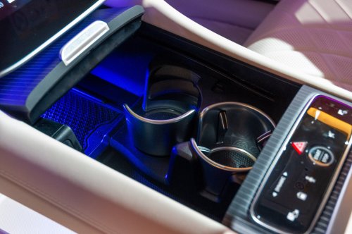 Mercedes, The 2027 Mercedes EQS Is Flashier in Every Way, But Also a Better EV