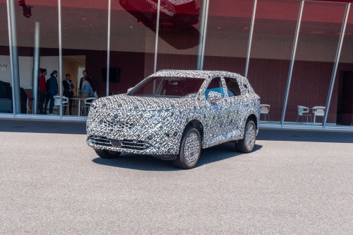 Nissan, Nissan Rogue, 2027 Nissan Rogue Hybrid Prototype Review: Now Nissan’s Cookin’