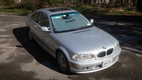 This Is the Summer You Need To Get a Windshield Sunshade